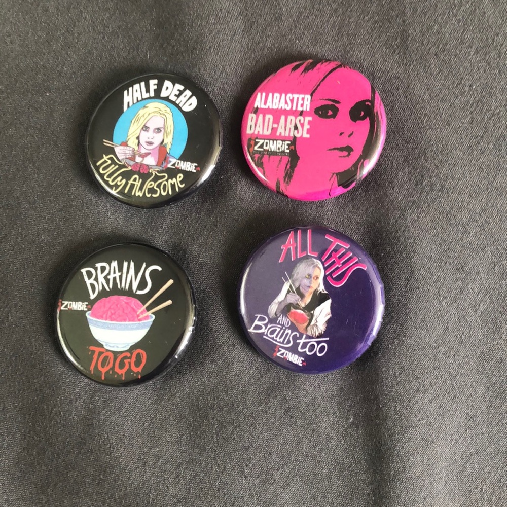 🦴4-Pack iZombie Pins🦴